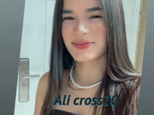 Ali_cross20