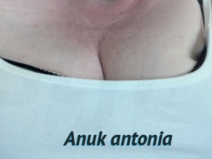 Anuk_antonia