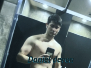 Daniel_devon