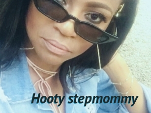 Hooty_stepmommy