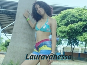 Lauravanessa