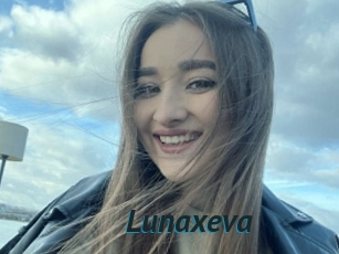 Lunaxeva