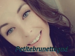Petitebrunettegnd