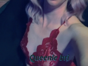 Queenie_bri
