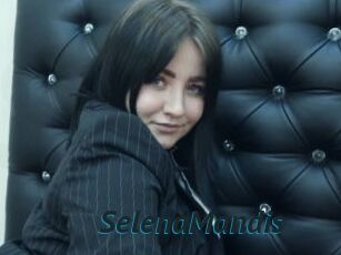 SelenaMandis